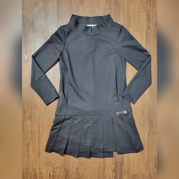 Vipart drop waist pleated high neck dress - Picture 1 of 14